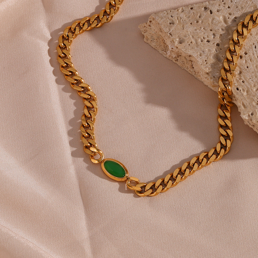 Collana girocollo minimalista ovale con ciondolo in acciaio inossidabile placcato oro 18 carati da donna