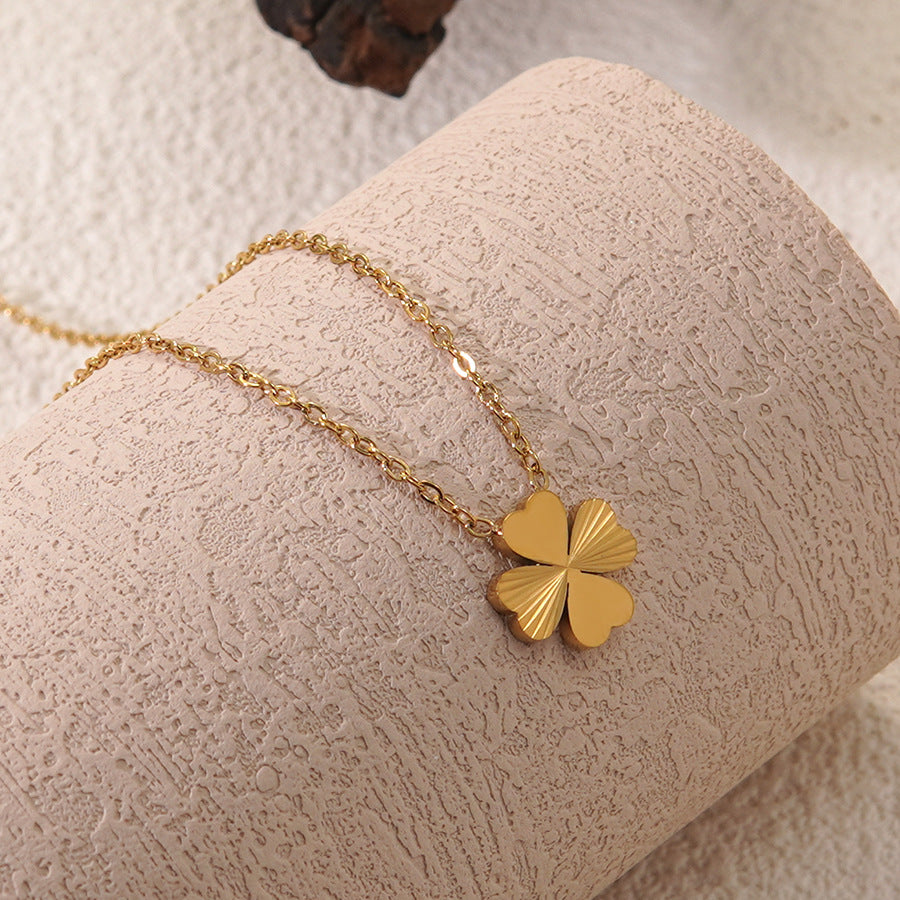 Luxury 18K Gold Plated Stainless Steel Heart Floral Cubic Zirconia Necklace for Women