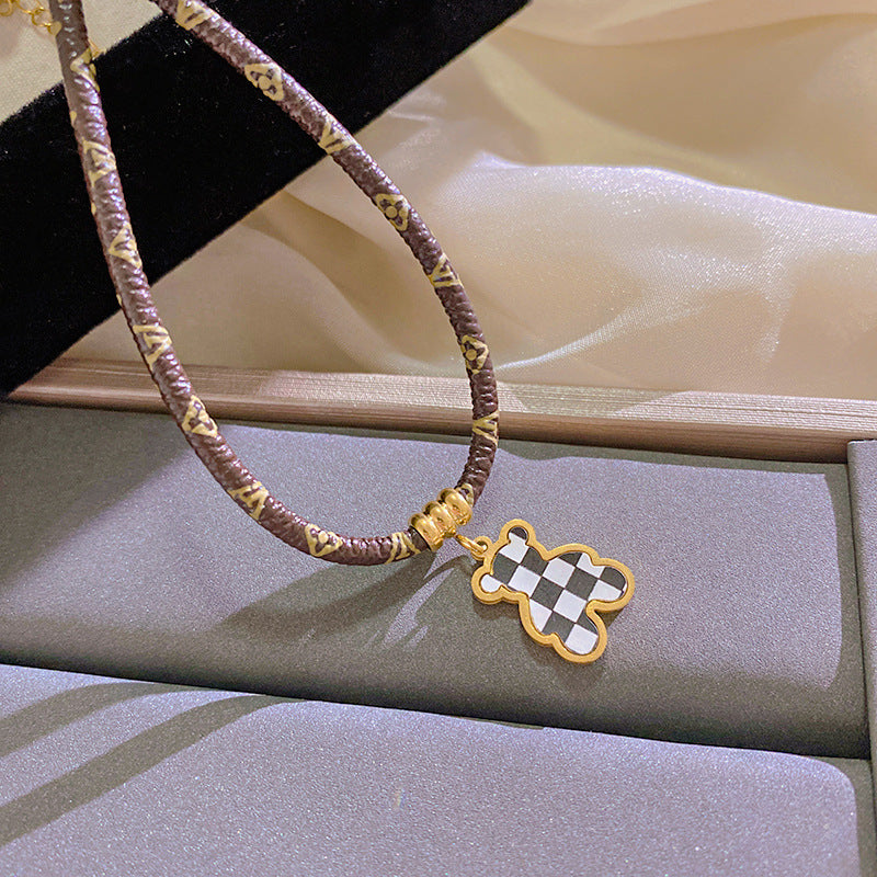 Casual Elegant Gold Plated Checkered Animal Titanium Steel Necklace
