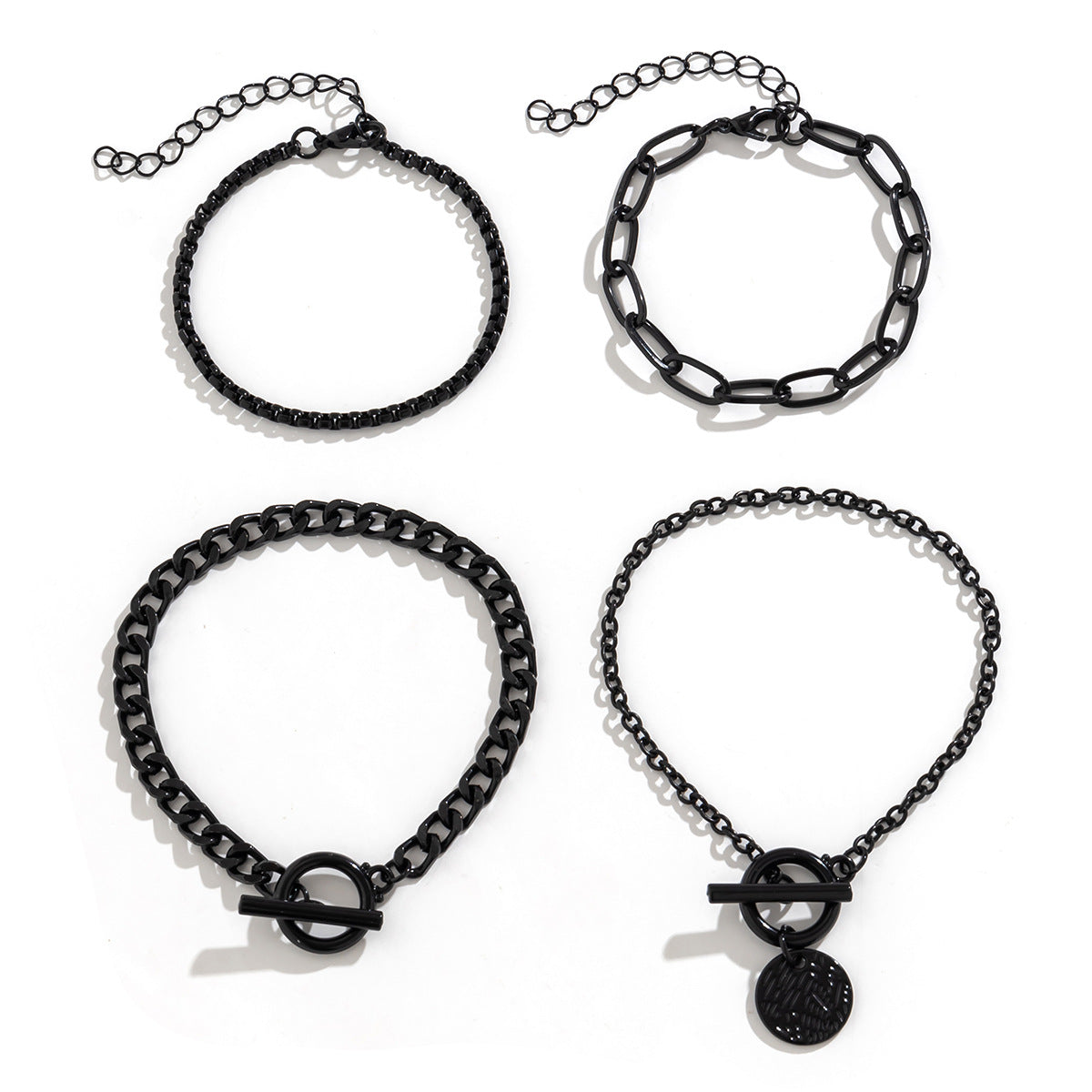 Set di bracciali con ciondoli geometrici vintage in lega con finitura placcata da donna, a tema Halloween, con monete nere e croci