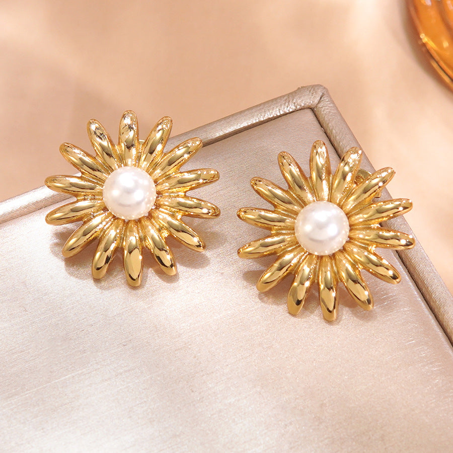 Elegant Geometric Round Stainless Steel Plated Pearl Earrings