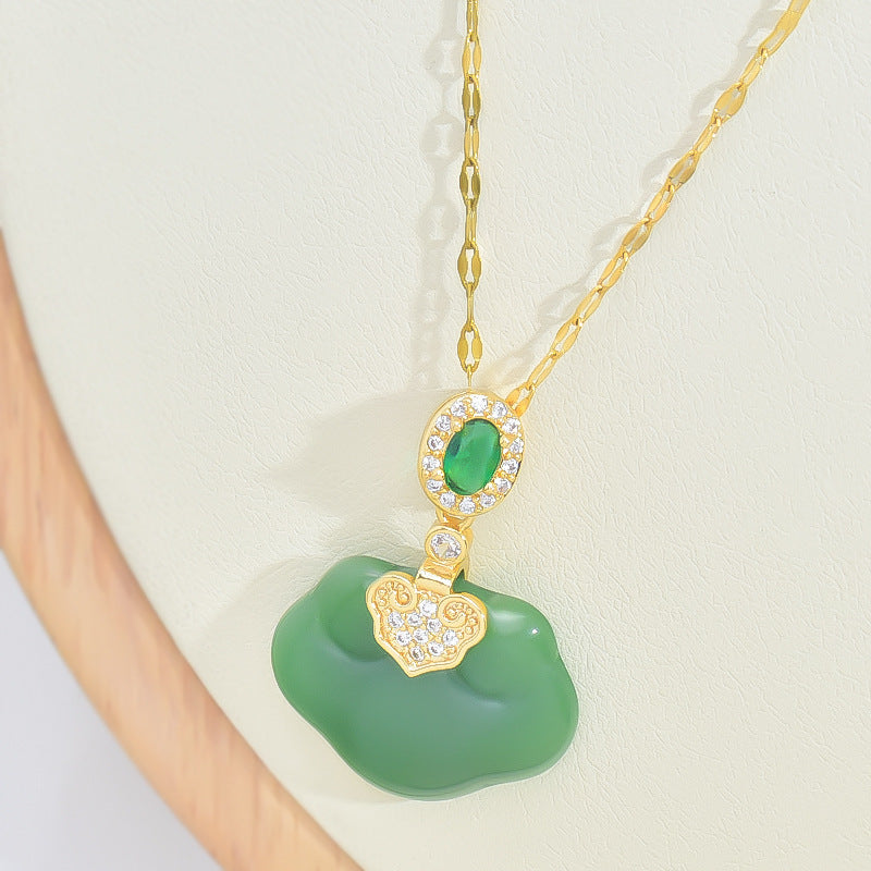 Vintage Chinese Style Irregular Cloud Pattern Jade Pendant Necklace for Women with Titanium Steel Snake Chain and Plated Finish