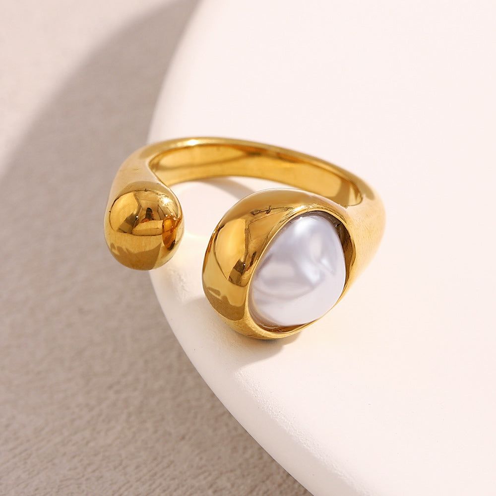 Anello da donna alla moda in acciaio inossidabile geometrico con placcatura in oro 18 carati e perle simulate