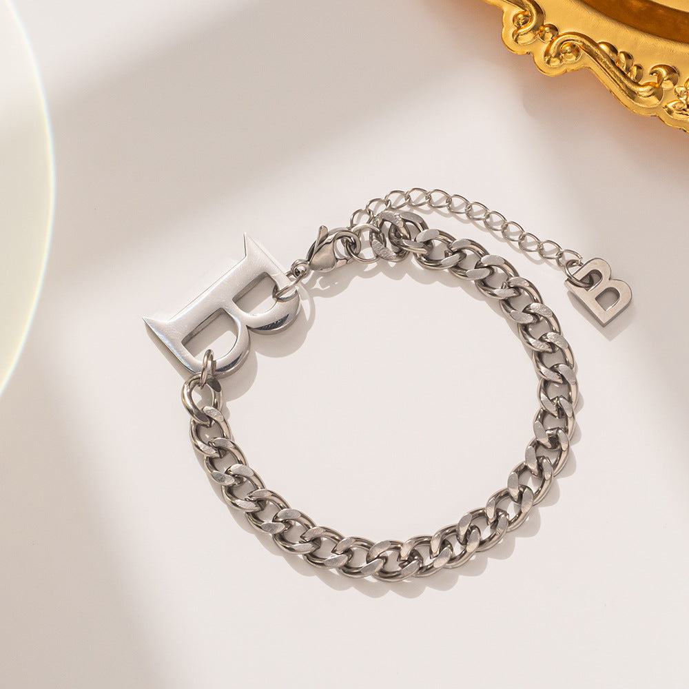 Collana con Lettera B in Stile Cartone Animato in Acciaio al Titanio Placcato Oro per Donna, Girocollo a Catena Spessa