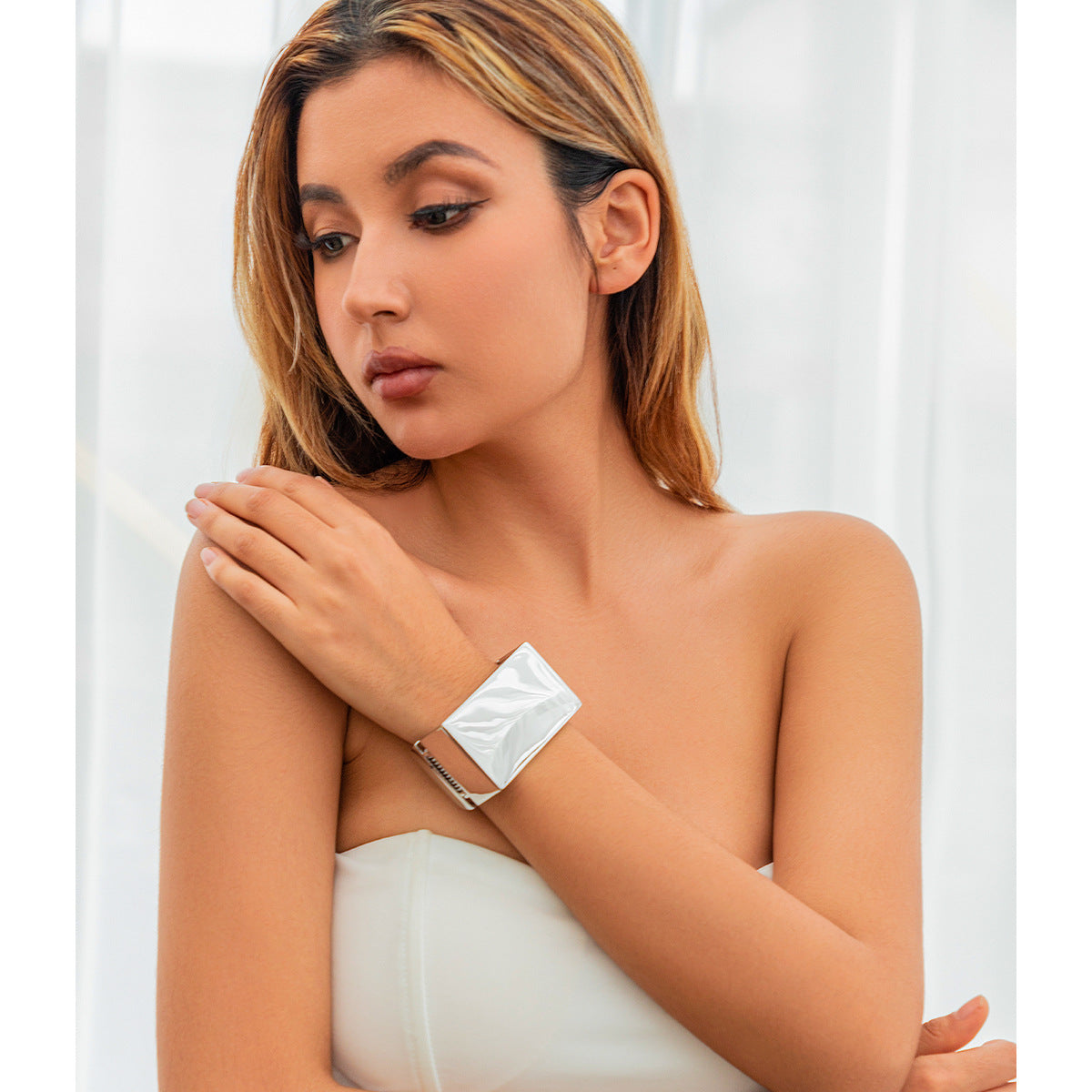 Minimalist Geometric Square Plated Zinc Alloy Wide Cuff Bracelet