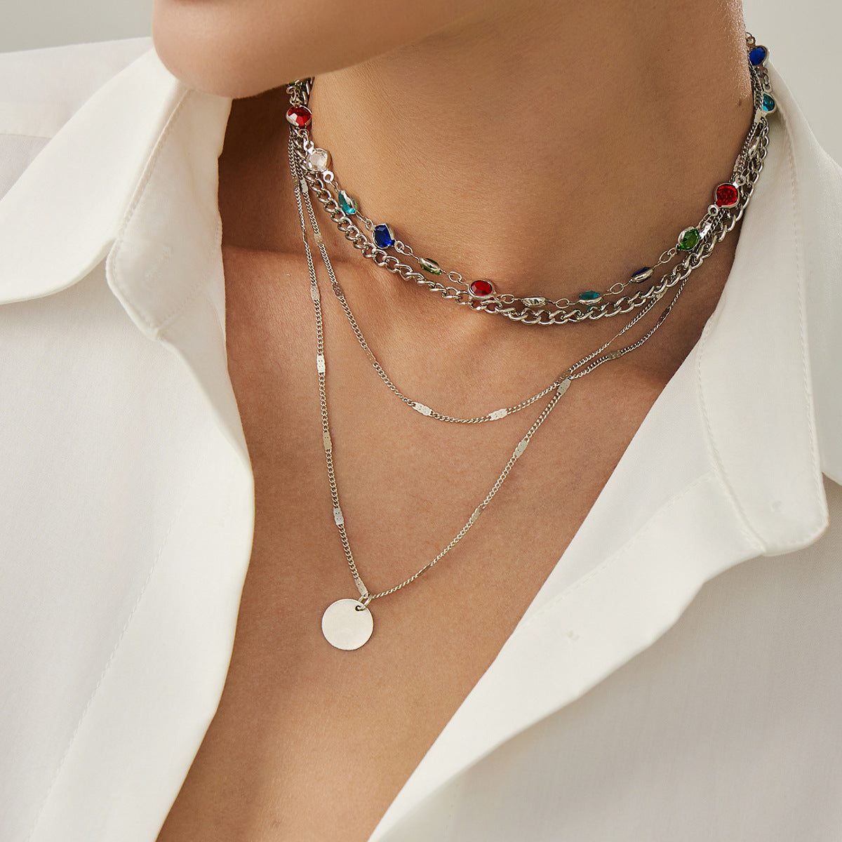 Minimalist Geometric Round Pendant Necklace for Women with Crystal Inlay and Metal Chain