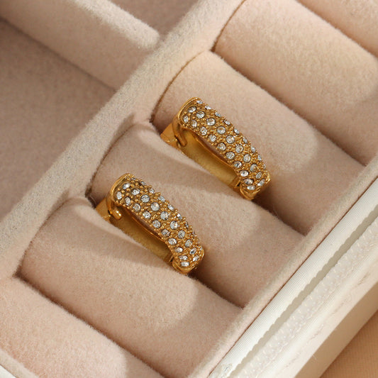 Orecchini a cerchio rotondi in acciaio inossidabile placcati oro 18 carati con intarsio completo di zirconi, in stile geometrico minimalista e alla moda