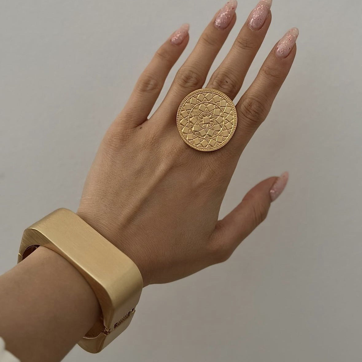 Braccialetto Minimalista Quadrato Geometrico in Lega Lucida Placcata
