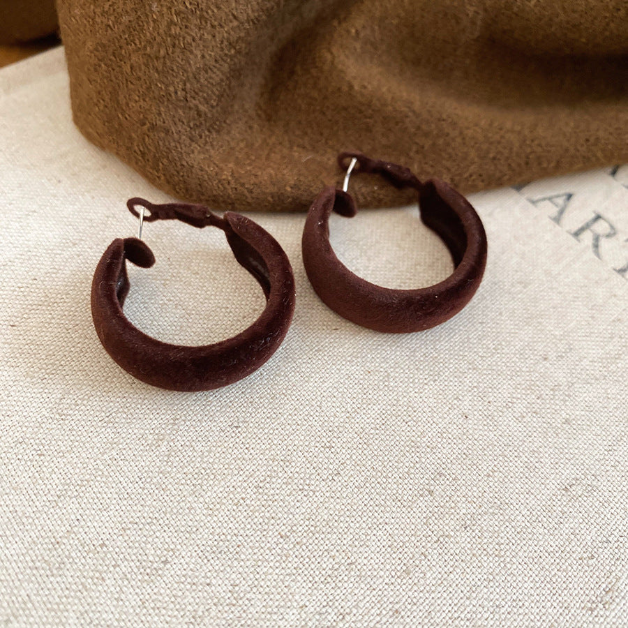 Pendientes de aro geométricos flocados para mujer con postes de plata de ley 925, acabado galvanizado, joyería de moda informal y apropiada para la oficina