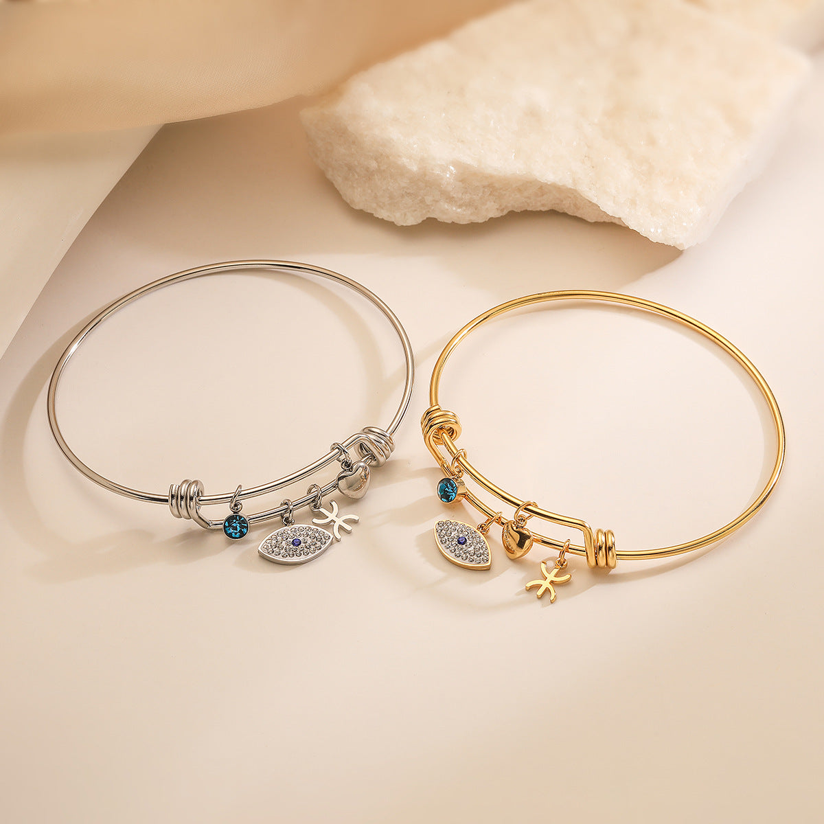 Bracciale con Pendente Occhio di Allah Geometrico Minimalista da Donna in Rame Placcato con Zirconi