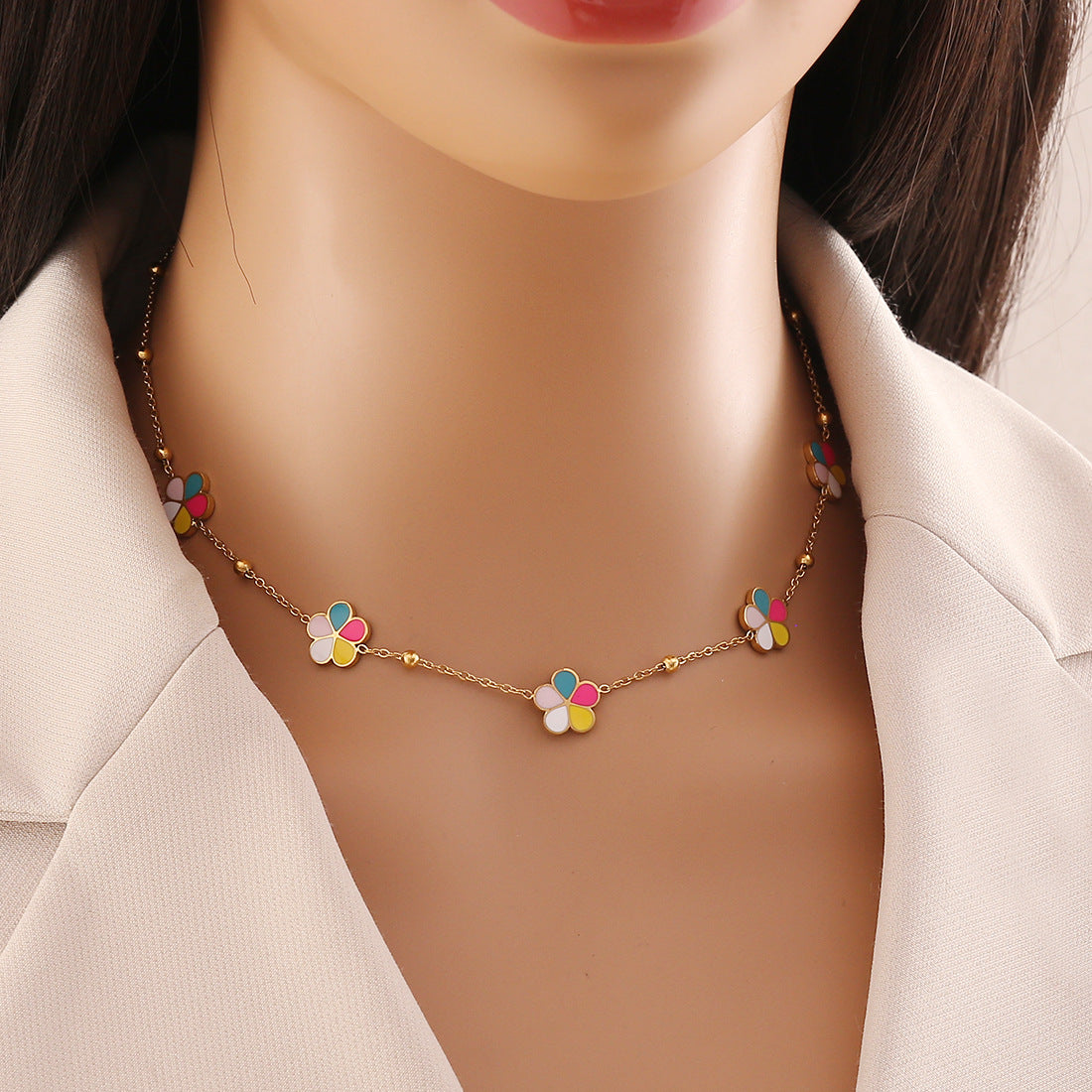 Set collana pendente floreale in stile OL alla moda in acciaio inossidabile con finitura smaltata su catena a O per donna