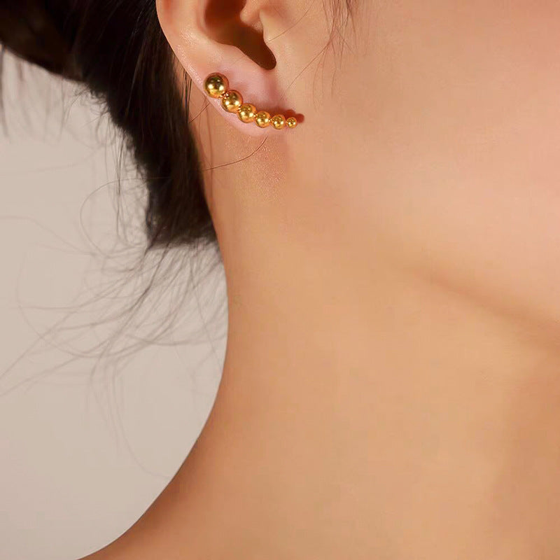 Orecchini a perno con perline tonde minimaliste in acciaio al titanio da donna, gioielli per l'orecchio geometrici galvanizzati per eventi formali e uso quotidiano