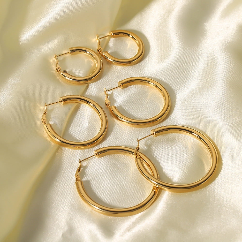 Retro Hip-Hop Minimalist Round Stainless Steel Hollow Hoop Earrings with 18K Gold Plating for Women