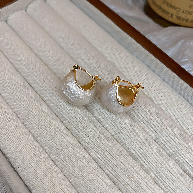 Vintage Geometric Earrings with Enamel Finish in Copper Base and Steel Posts for Women