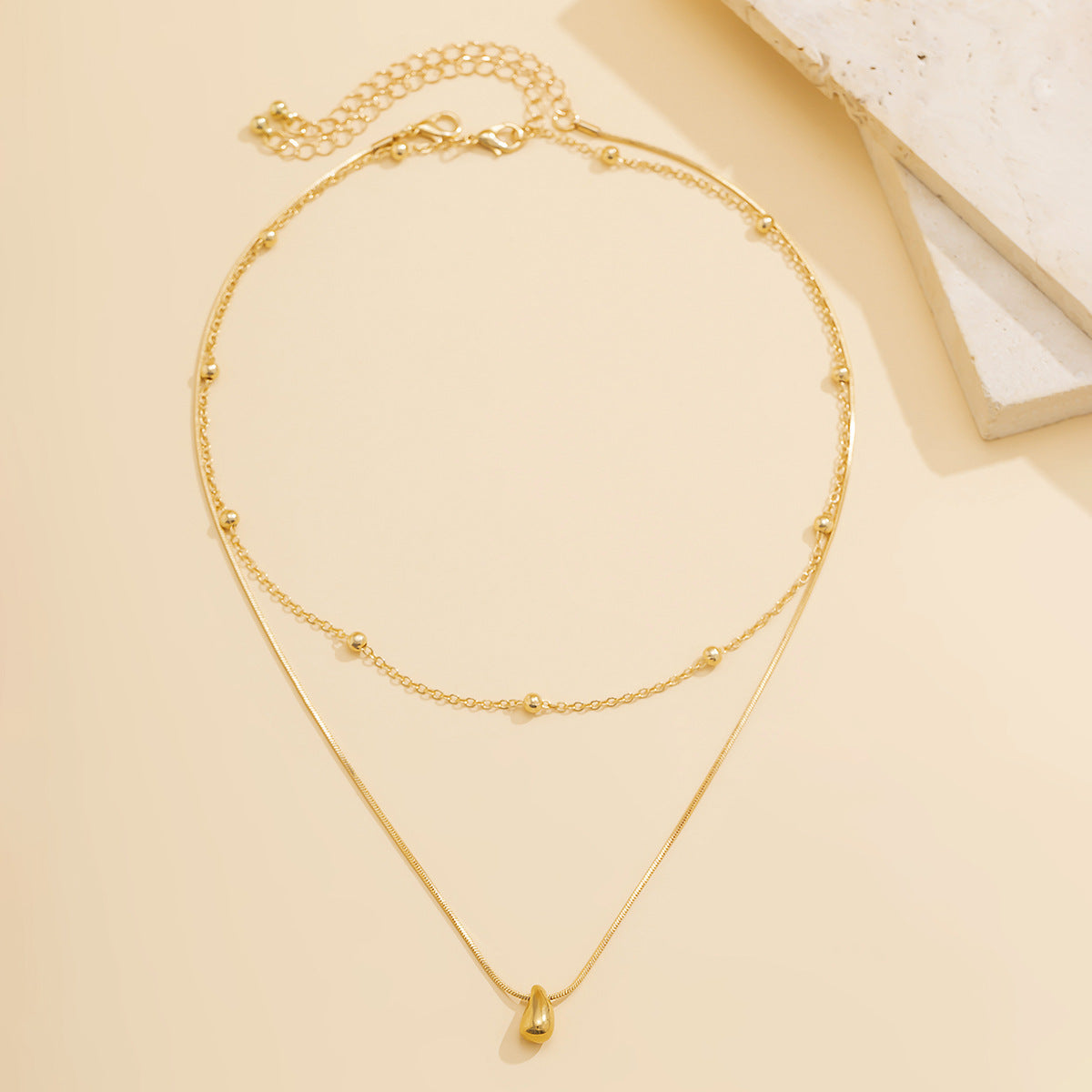 Minimalist Geometric Teardrop Round Alloy Pendant Brass Plated Snake Chain Necklace for Women