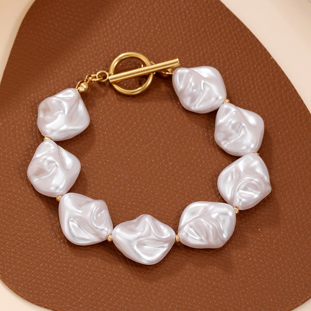 Vintage Elegant Geometric Heart Butterfly Imitation Pearl Bracelet with T-Bar Clasp