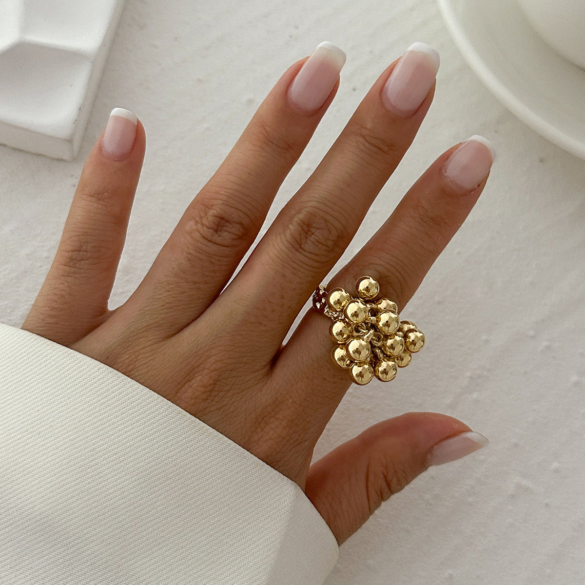 Geometric Wrinkled Imitation Pearl Ring in Alloy with Plated Finish for Women