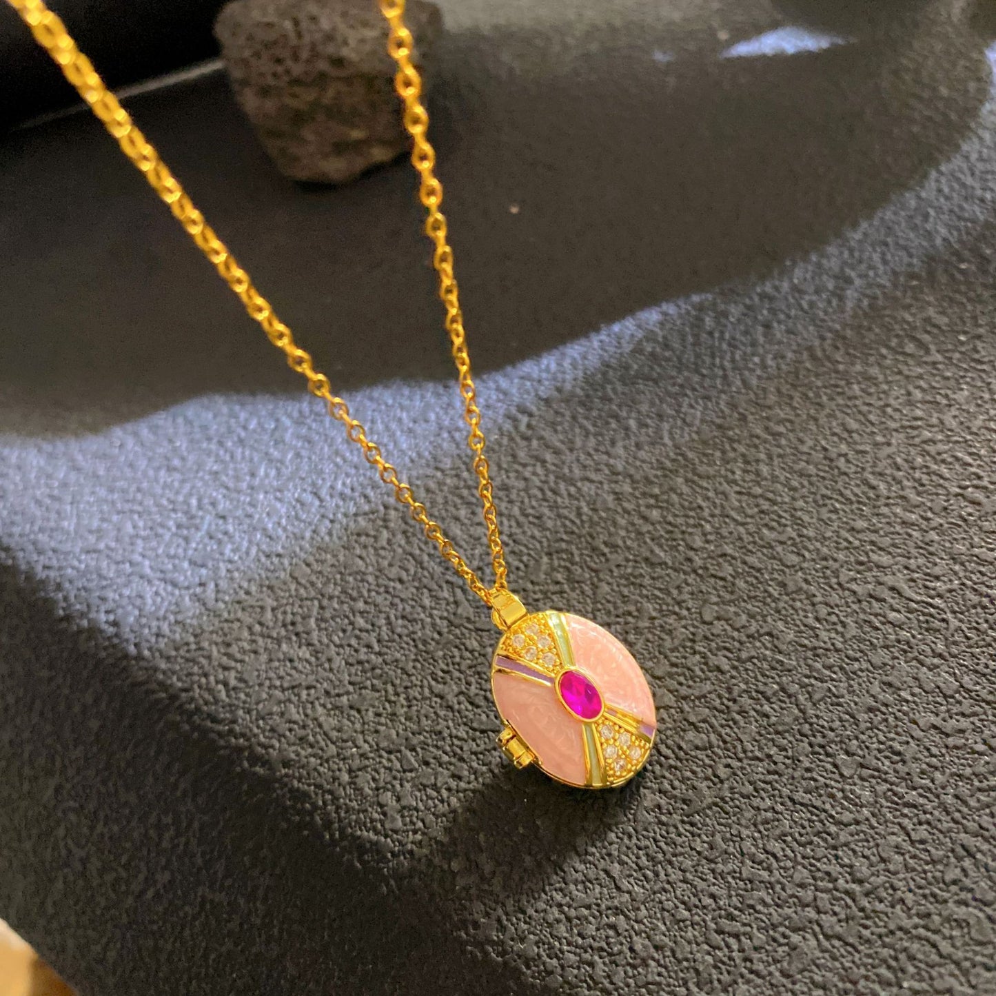 Vintage Elegant Geometric Leaf Teardrop Drip Oil Cubic Zirconia Necklace with 18K Gold Plated Brass Pendant on Titanium Steel Cable Chain for Women