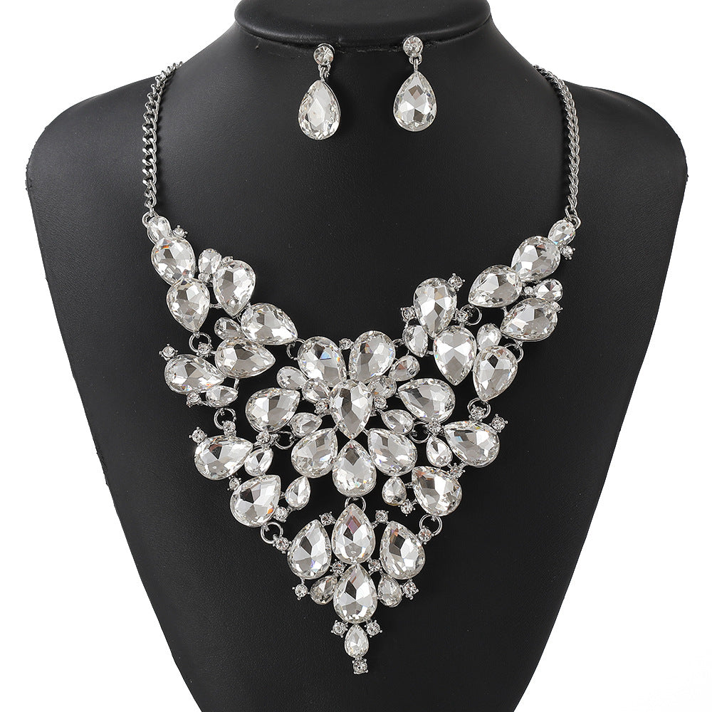 Vintage Asymmetrical Teardrop-Shaped Alloy Necklace Set with Rhinestone Inlay and Plated Finish for Women