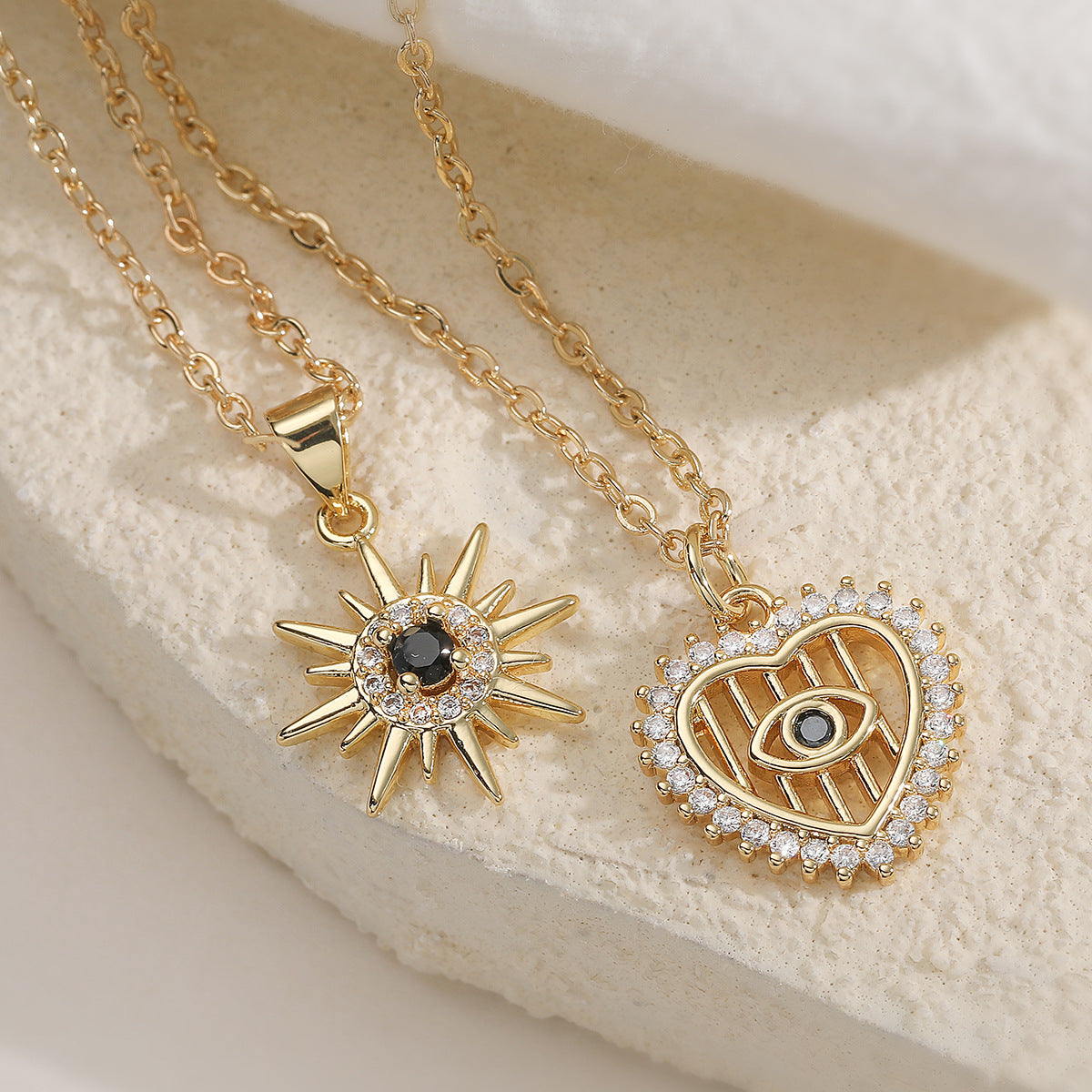 Minimalist 18K Gold Plated Brass Heart Evil Eye Cubic Zirconia Pendant Necklace for Women