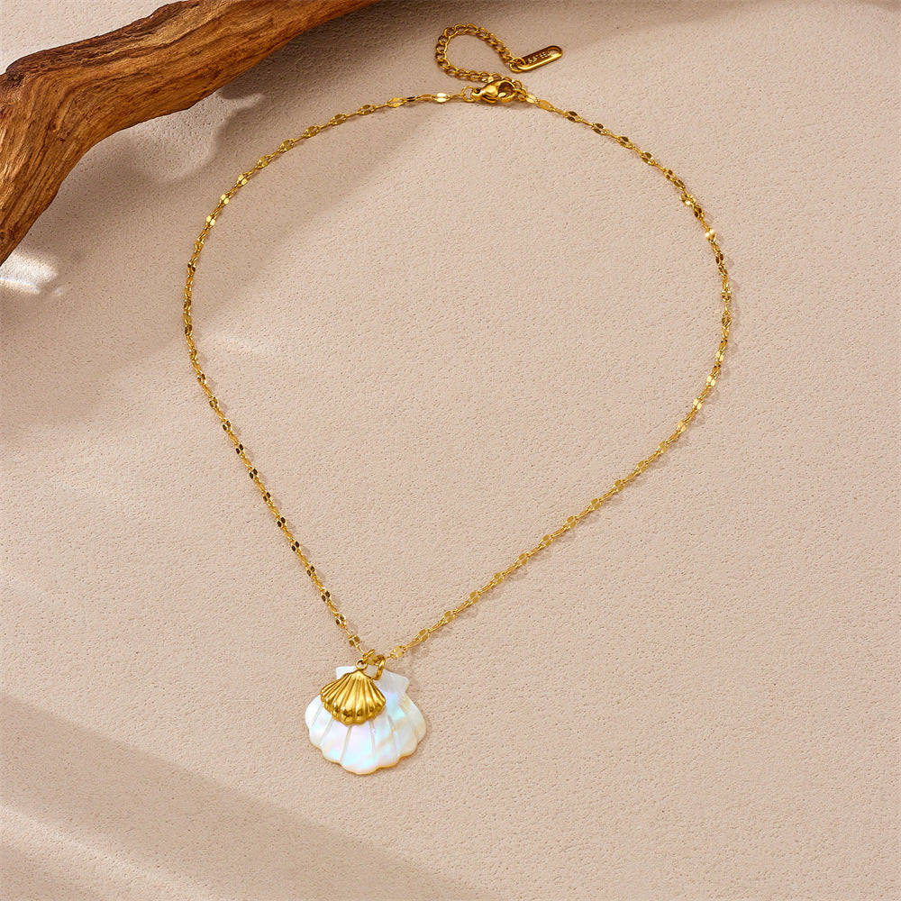 Personalized Ocean Starfish Seashell Turtle Pendant Necklace in Stainless Steel with 18K Gold Plating on Wavy Chain for Women