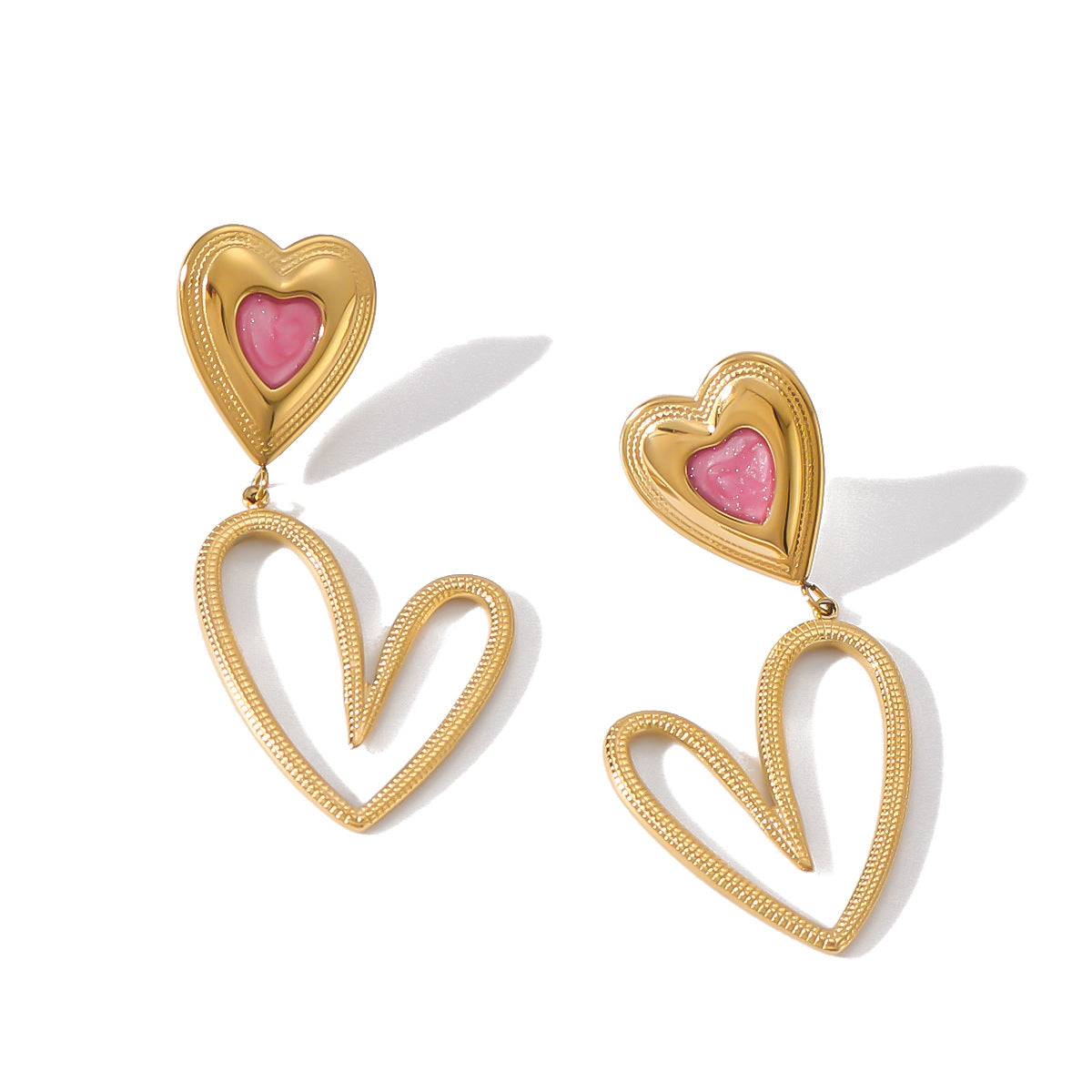 Orecchini Minimalisti Asimmetrici a Cuore in Acciaio Inox con Placcatura in Oro 18K e Finitura a Smalto