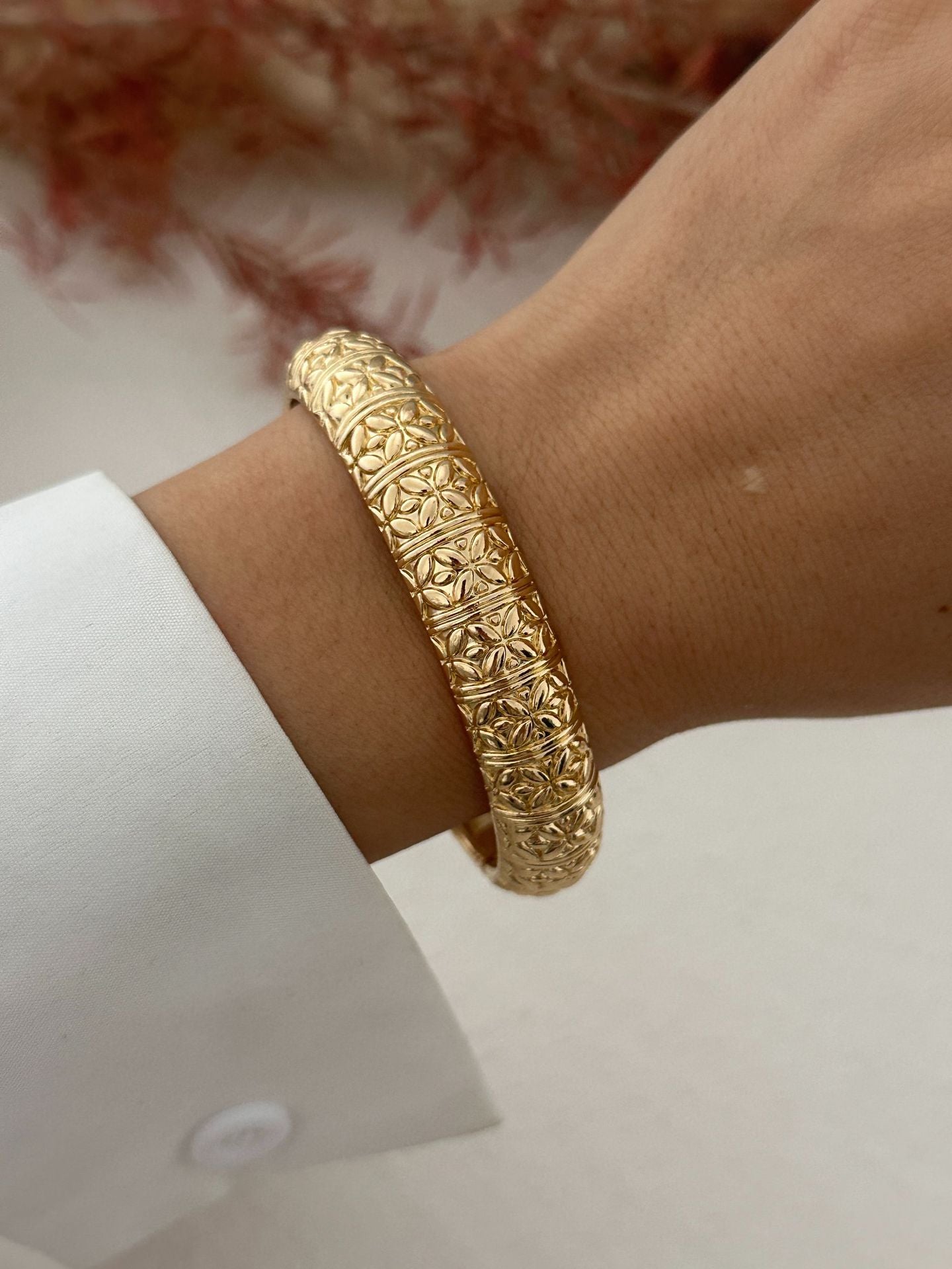 Bracciale da donna in lega placcato oro con design geometrico vintage