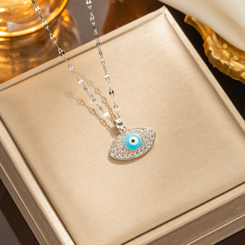 Collar con colgante minimalista de nudo de lazo de acero de titanio para mujer con cadena de serpiente chapada