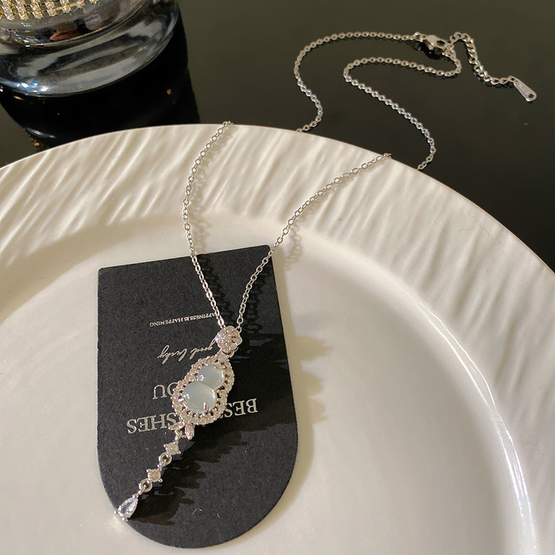 Luxury Ice-Translucent Gourd Pendant Titanium Steel Necklace with Brass Plated Cable Chain for Unisex