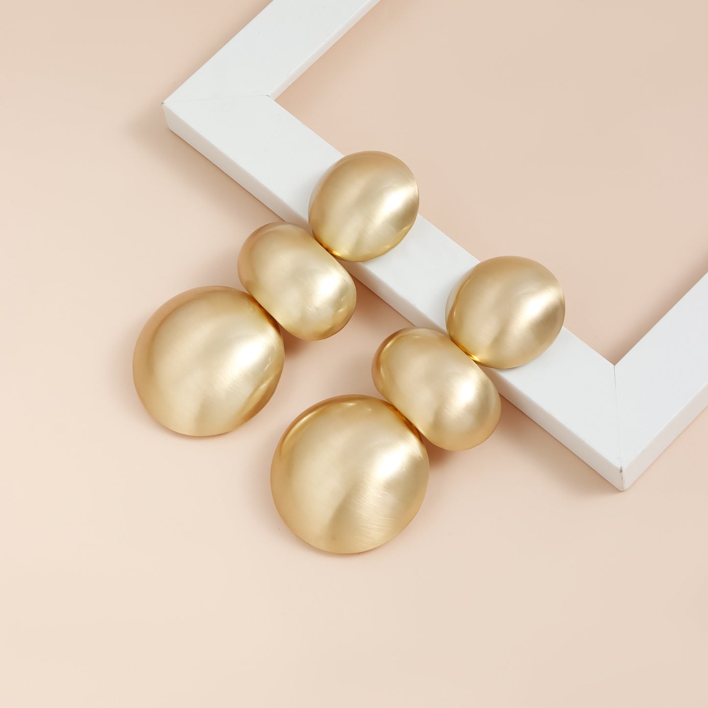 Vintage Geometric Round Stud Earrings in Zinc Alloy with Electroplated Finish for Women