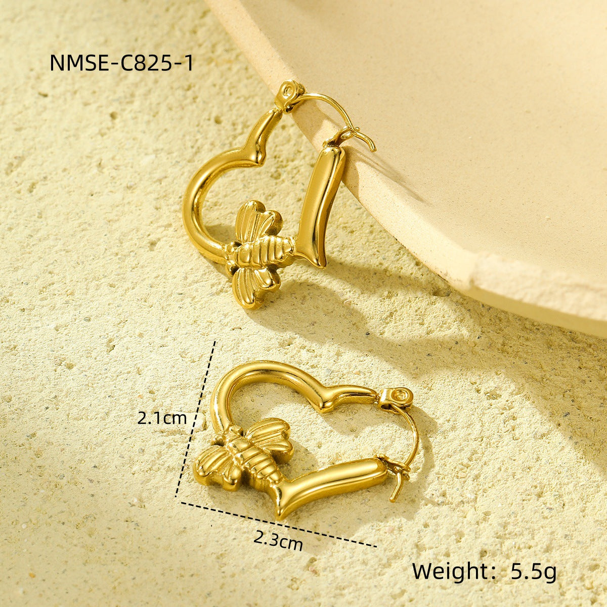 Orecchini da donna alla moda e minimalisti a forma di cuore e fiocco in acciaio al titanio placcati in oro 18 carati