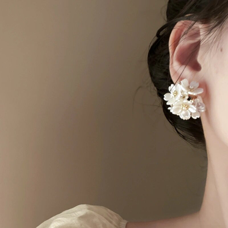 French Vintage Floral Pearl Stud Earrings for Women with 925 Sterling Silver Posts Elegant Minimalist Luxury Ear Jewelry
