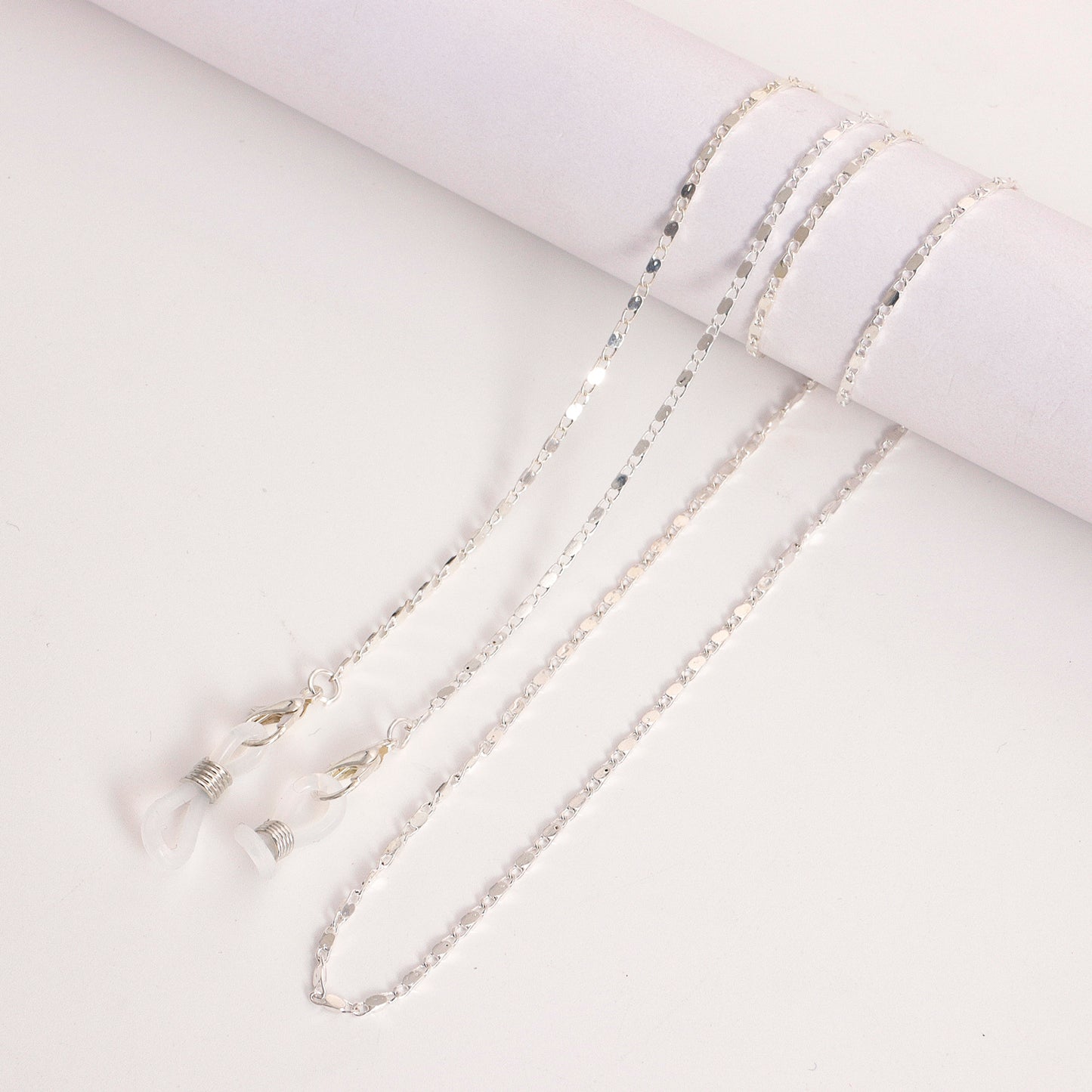 Sweet Geometric Line Alloy Mask and Glasses Chain for Women