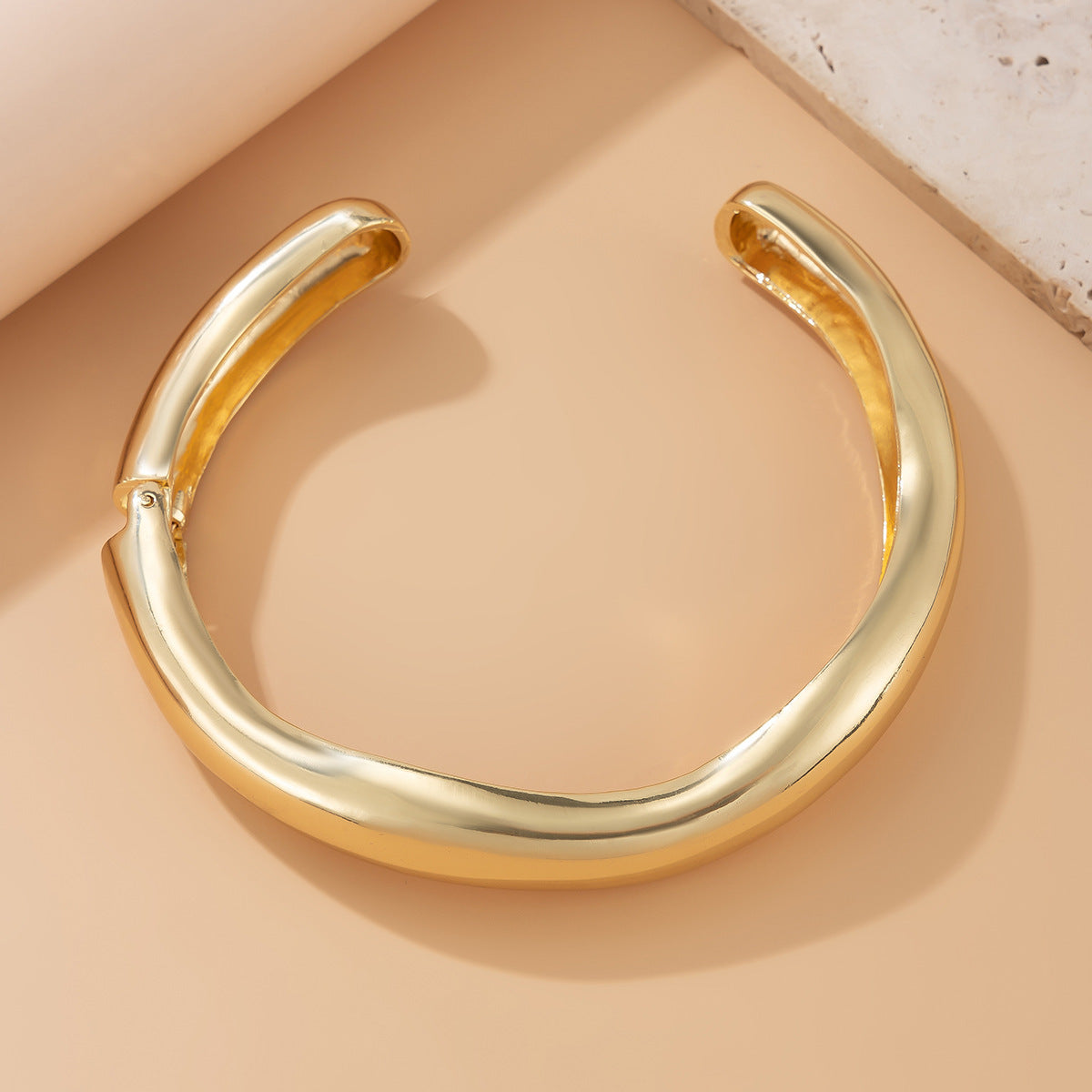 Fashion Minimalist Geometric Textured Molten Lava Open Choker Necklace for Women