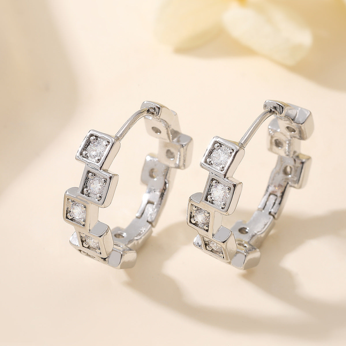 Fashion Geometric Brass Gold Plated Cubic Zirconia Hoop Earrings for Women