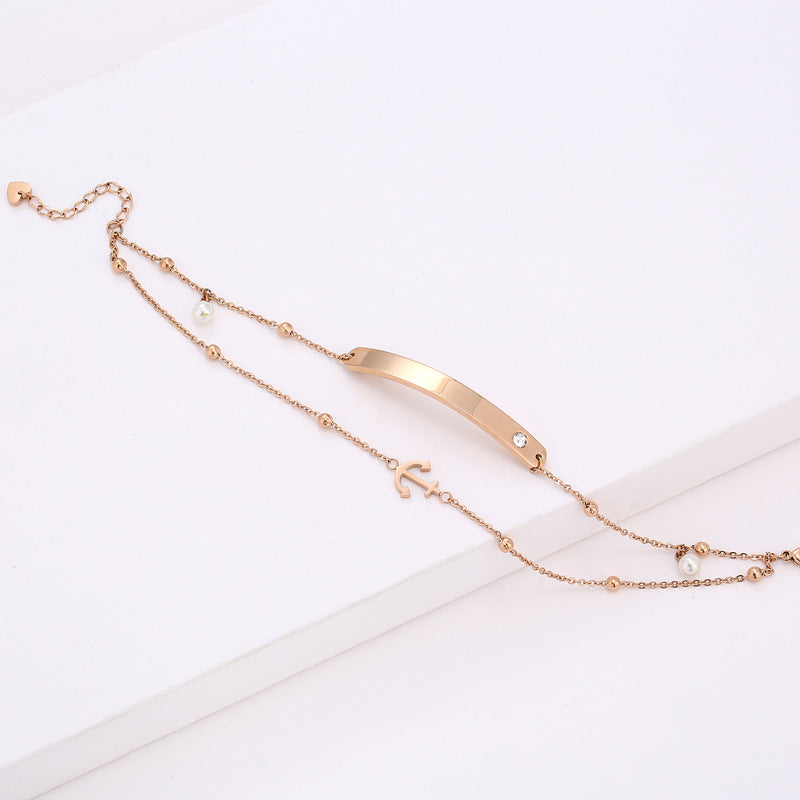 Pulsera de acero de titanio con chapado en oro de 18 quilates, diseño geométrico minimalista de corazón con diamantes de imitación para mujer