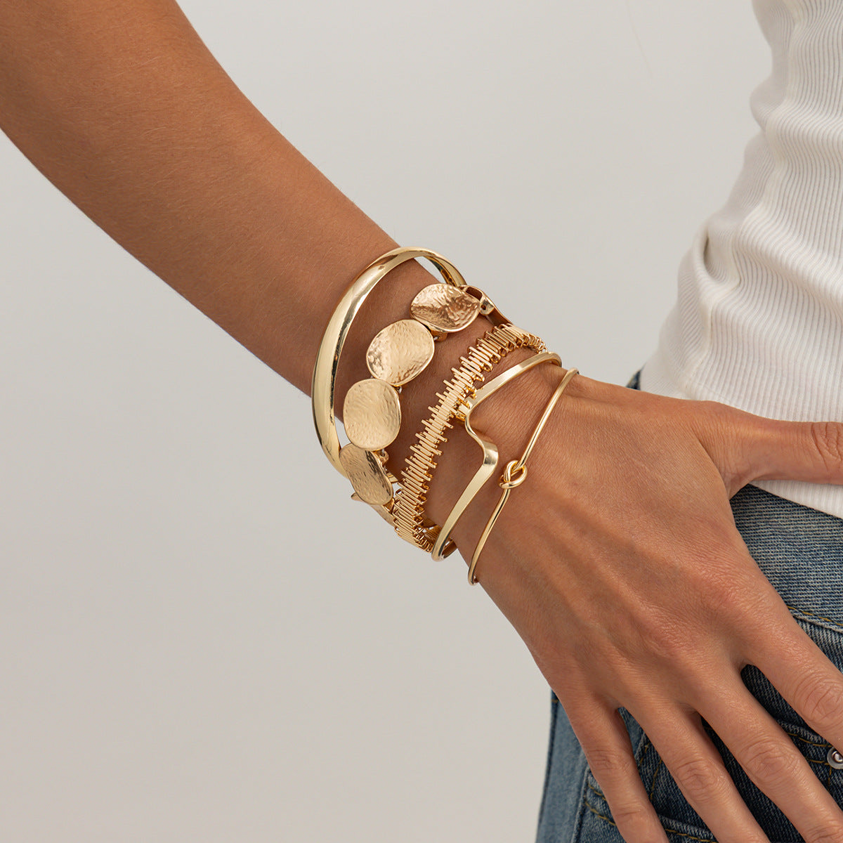 Exaggerated Geometric Oval Plated Iron Multi-layer Twisted Knot Open Cuff Bracelet