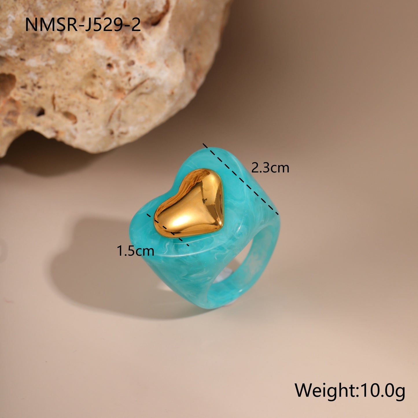 Anillo de acero de titanio con incrustaciones de resina en forma de corazón minimalista y acabado chapado para mujer