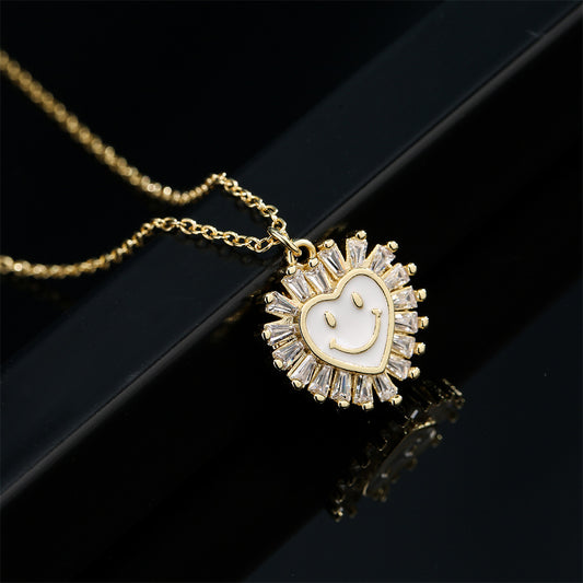 Graziosa Collana Pendente a Cuore in Rame con Zirconi Micro-Incastonati e Design a Sorriso Smaltato