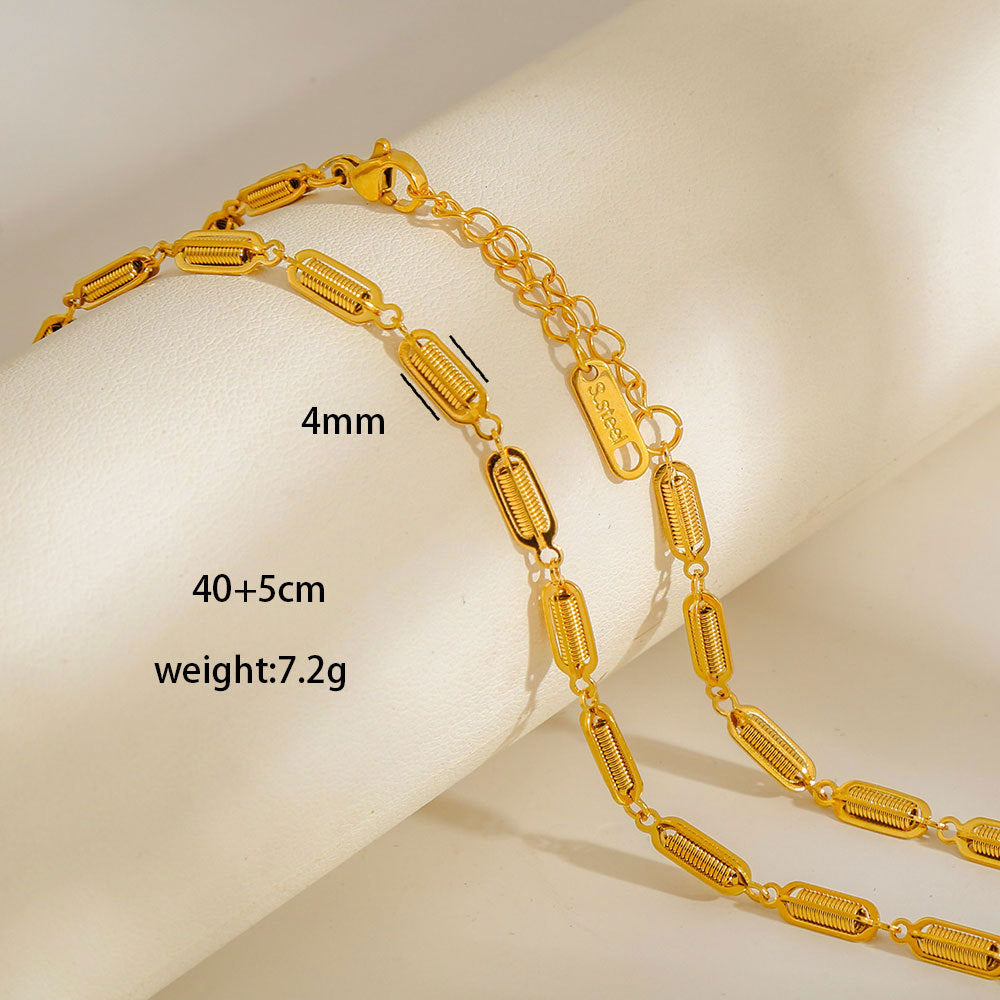 Collana con Ciondoli Geometrici Minimalisti in Acciaio al Titanio Placcato con Nappe, Charm Fai da Te per Donne