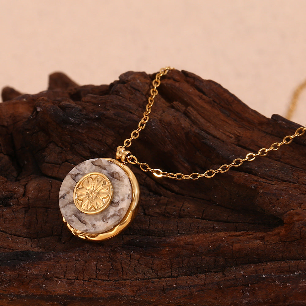 Minimalist Geometric Stainless Steel Plated 18K Gold Round Pendant Necklace with Natural Marble Sun Pattern