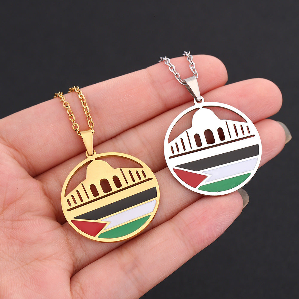Collana Etnica Vintage con Pendente Geometrico in Acciaio Inossidabile con Ciondolo in Acciaio al Titanio e Finitura Placcata per Catena a Strati da Maglione Unisex