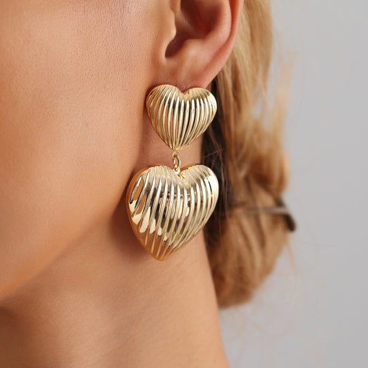 Orecchini a Cuore Minimalisti Vintage in Lega Placcata da Donna