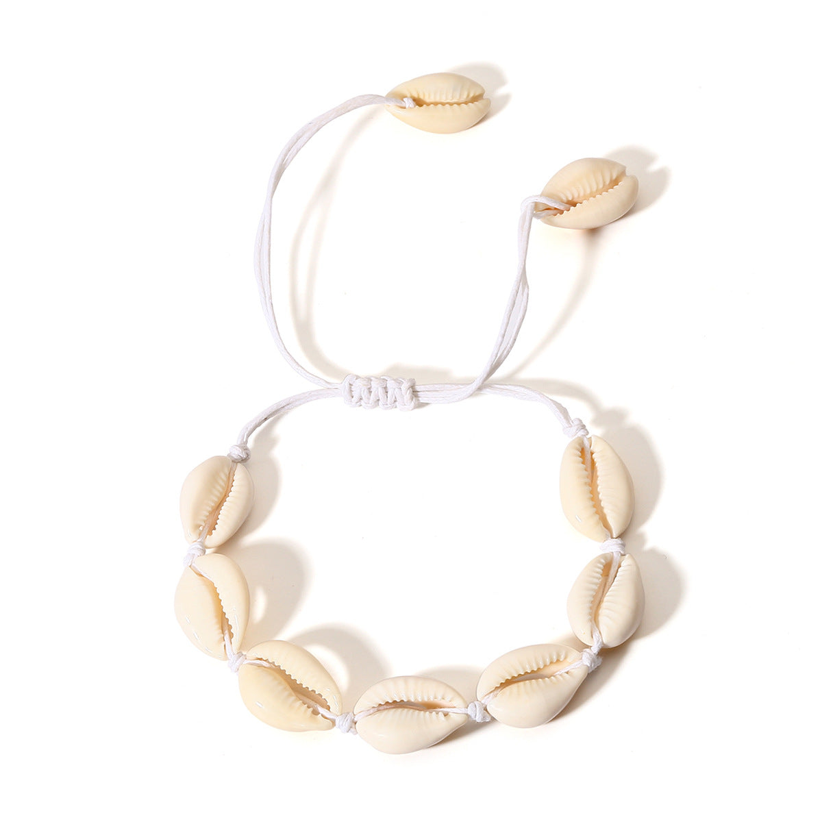 Braccialetto regolabile minimalista con ciondolo a conchiglia per donna, design geometrico e finitura artigianale