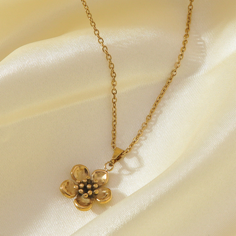 Vintage Luxury 18K Gold Plated Floral Bee Stainless Steel Necklace for Women