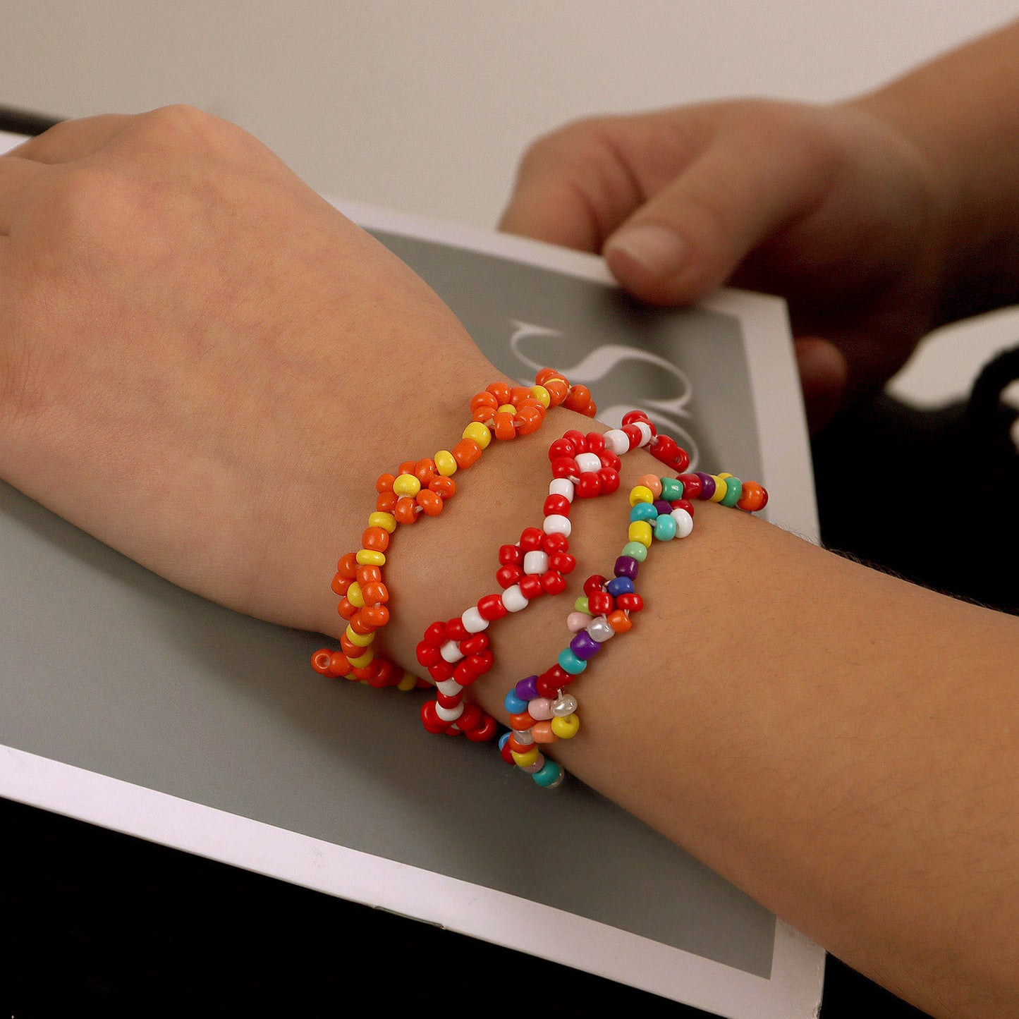 Floral Pattern Elastic Braided Beaded Bracelet for Women with Miyu Beads