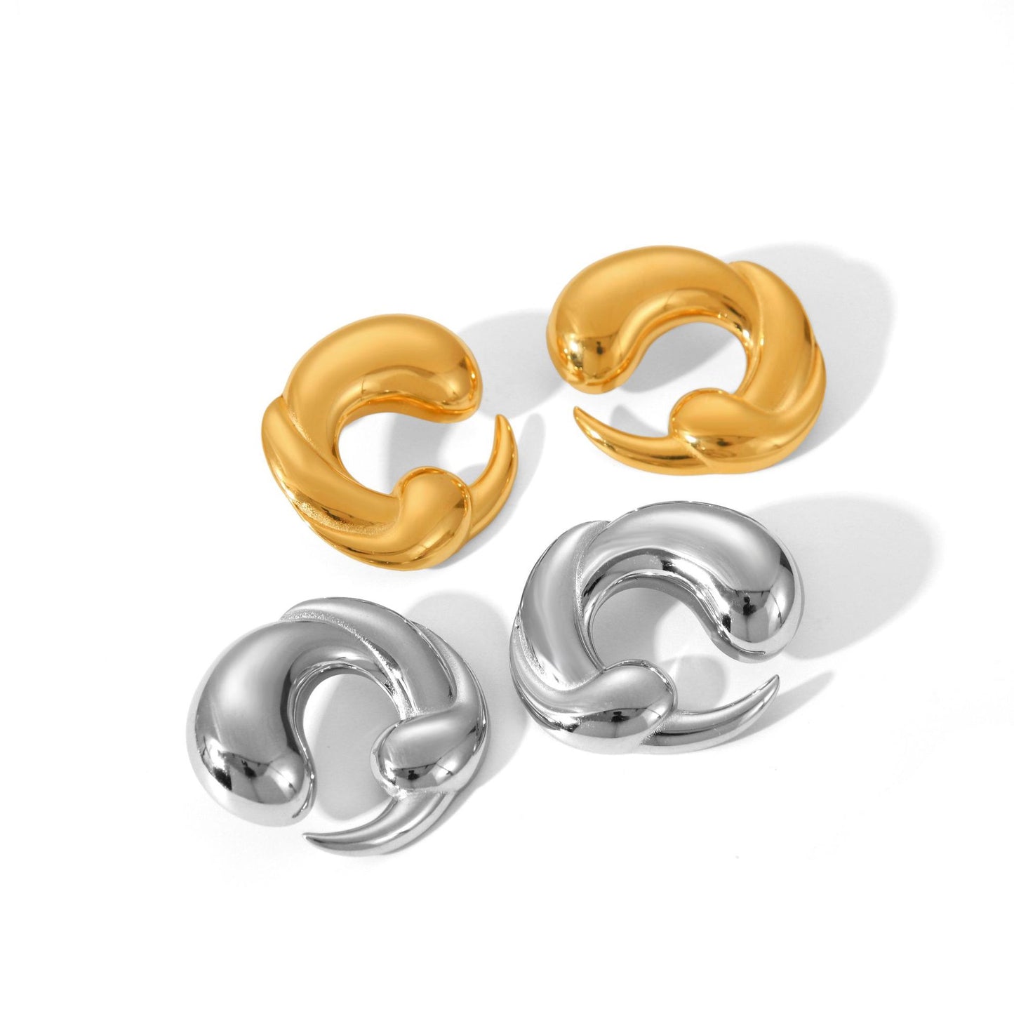 Orecchini a cerchio da donna alla moda in acciaio inossidabile placcato oro 18 carati con design geometrico