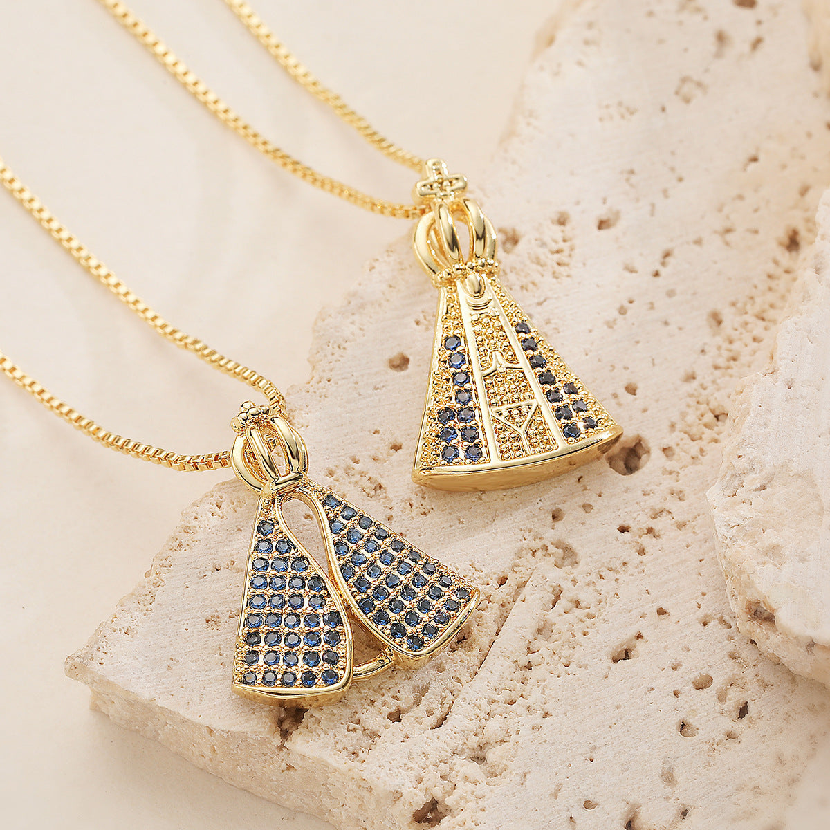 Minimalist Luxury 18K Gold Plated Brass Cross Pendant Necklace with Cubic Zirconia for Women