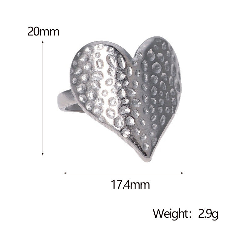 Anello Regolabile da Donna in Acciaio Inossidabile con Texture Martellata Minimalista a Forma di Cuore, Accessorio di Moda Resistente allo Sbiadimento