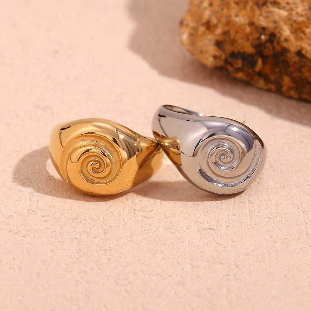 Vintage Geometric Stainless Steel Ring with 18K Gold Plating for Women
